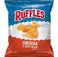 Ruffles Cheddar & Sour Cream chips (1oz)
